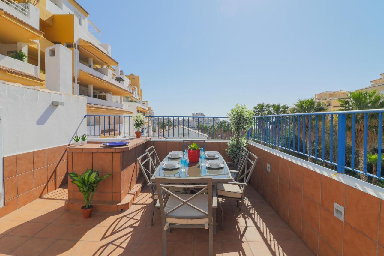 C43 - Family House With Terrace And Shared Pool Villa Benalmádena Kültér fotó